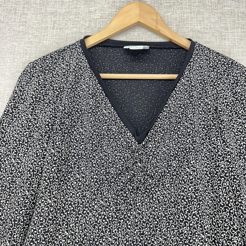 Motherhood Maternity Tunic Top Womens Medium Black White Geo V Neck 3/4 Sleeve - Picture 2 of 12